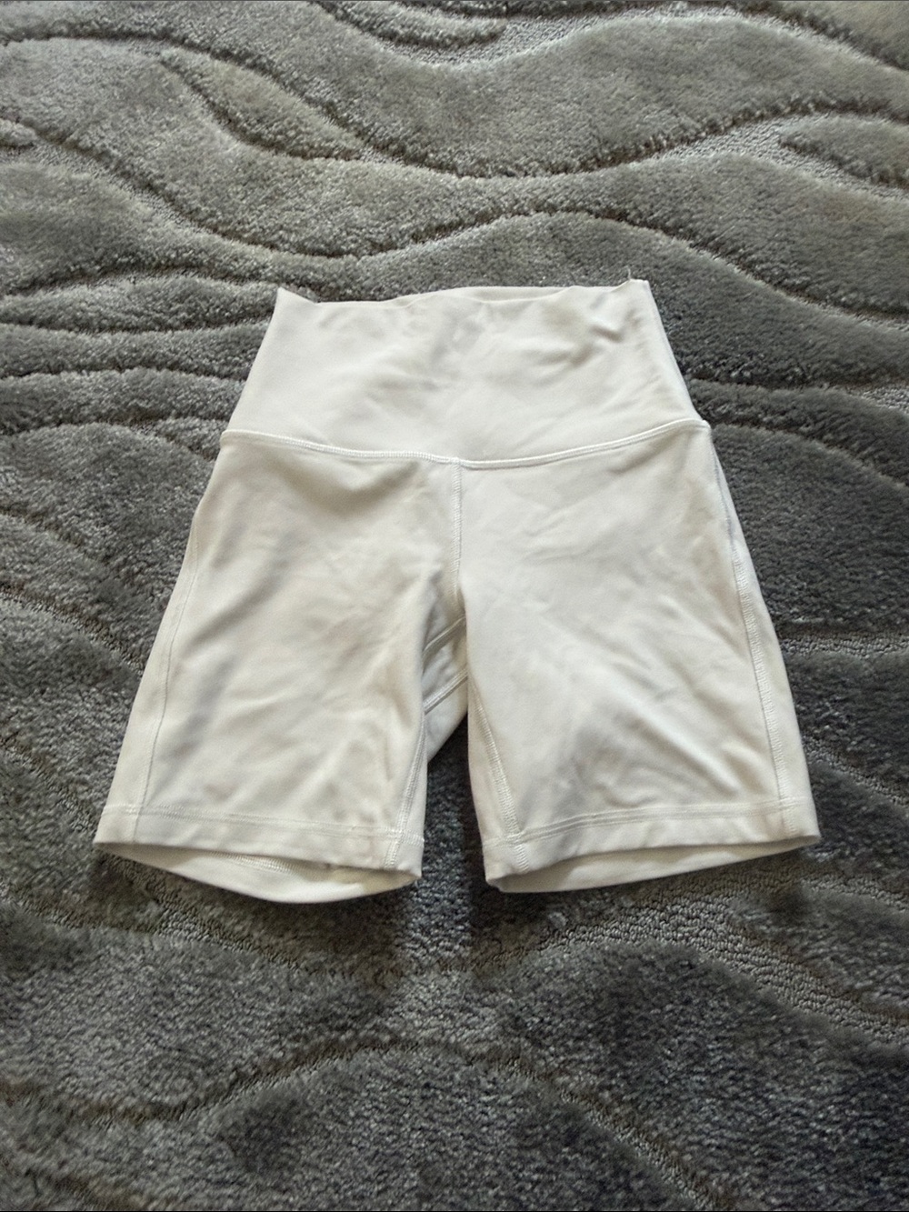 lululemon athletica Cream High-Rise Bike Shorts size 2